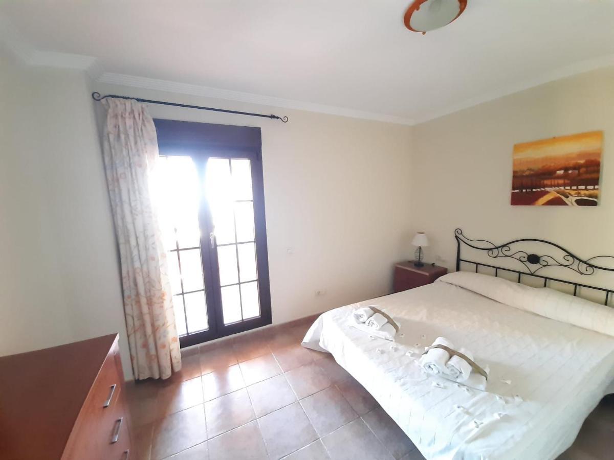 Apartamento 2 Dormitorios.Urb Playa Verde Isla Canela Extérieur photo